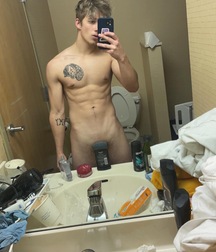 18YO Teen Nolan Pictures Update Twink Selfies boys porn 622a442ab1608.jpeg