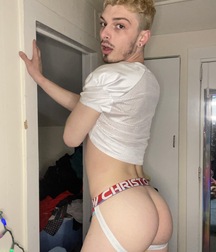 19YO Twink Bottom Shows Us The Goods boys porn 622e2495122da.jpeg