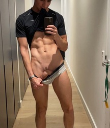 20YO Twunk Johnny Shows Shaved Uncut Cock boys porn 627090fa4e5bb.jpeg
