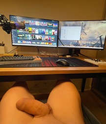 20YO Twunk Johnny Shows Shaved Uncut Cock boys porn 6270912d954fa.jpeg