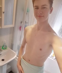 20YO 6’5” British Uncut Twink With Armpit Fetish Mega Album 62818f7aae6cd.jpeg