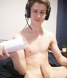 20YO 6’5” British Uncut Twink With Armpit Fetish Mega Album 628191c4ae343.jpeg