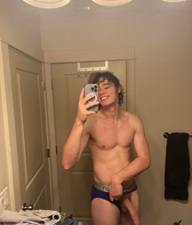 My Favourite Pizza Delivery Guy Is Posing Again boys porn 629ac4da324b5.jpeg