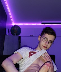 Skinny Twink With Glasses Shows Big Uncut Cock boys porn 62b19c19c9f7c.jpeg