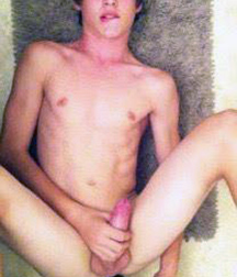 Hot Hornyboy323 5e7f58c77e47f.jpg