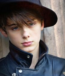 Boys I twinks young shirtless  5e90e0a80f644.jpg
