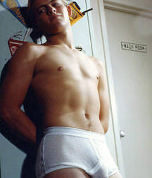 Boys in Briefs 5edac8e0658c0.jpg