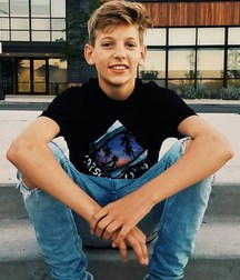 Boys Beauty 8 5e9afea461feb.jpg