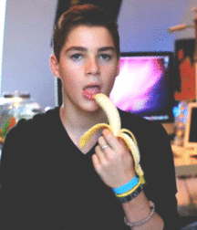 Boys Beauty 9 5e9aff8d3a58e.gif