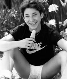 Nice Dudes 6 beautiful twinks 5ea2e2ae63257.jpg