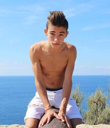 Sexy Boys cute sexy twinks 2 5eb404e0b8fee.jpg