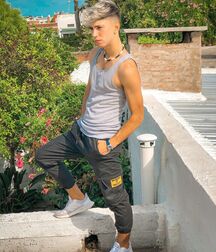 Sexy Boys Gay Teens Cute 3 5eb40679d08b9.jpg