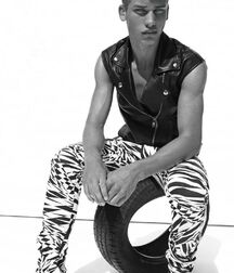 Sexy Boys Twink Mix Cute Shirtless 9 5eb40f7c8b088.jpg