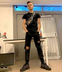 Sexy Gay Tube twinks cuties hotties 7 5ebd799c95d81.jpg