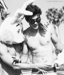 Sexy Gay Tube twinks cuties hotties 7 5ebd79b5239a6.gif