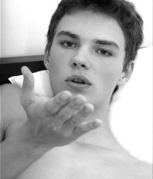 Hotties 1 5ec149f2c60a6.jpg