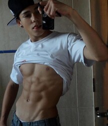 Sexy Dudes 2 5ec96bbd97681.jpg