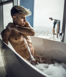 Adam jakubowski gay tube 5ea37170b306f.jpg