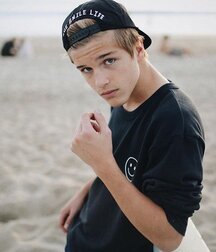 Hot Twinks Porn Gay Tube 5eb047a748205.jpg