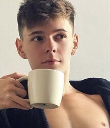 Sunday Treats Twink Porn 5eb87e18ad1a0.jpg