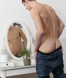 Boyfun Gay Twink Porn 5ecc173281c8a.jpg