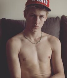 Cute Guys Gay Twink Porn 5ef0df3f6957f.jpg