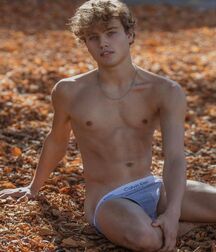 Saturday Sizzlers Gay Twink Porn 5f0a2f9913077.jpg