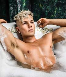 Thursday Sizzlers Gay Porn 5fb6ae03e3d56.jpg
