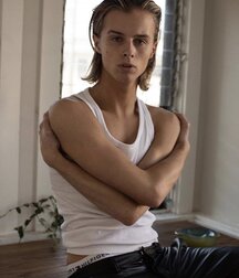 New Week New Cuties Twink Porn 5fe0fefe31423.jpg