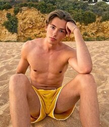 Tuesday Hotties Gay Lad Porn 60197e52326a4.jpg