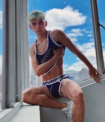Tuesday Sizzlers Guy Showcase Gay Porn 605a7736bc93d.jpg