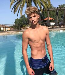 Saturday Beauties Twinks on Show Porn 605f73dc00f2c.jpg