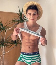 Saturday Beauties Twinks on Show Porn 605f75f196fcf.jpg