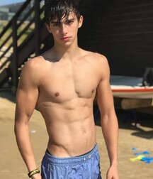 Sunday Sizzling Twinks Gay Porn 608ed15159510.jpg