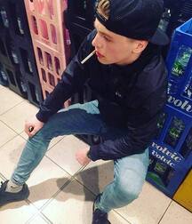 Twinks & Chavs No Porn Gay Tube 60a9a635c158e.jpg