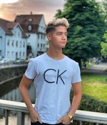 Friday's Choice Hot Sexy Twinks Gay Porn 60b1265480d81.jpg