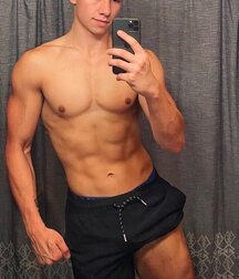 Sunday Sizzlers Hot Twink Porn 60b3c8e4bf77f.jpg
