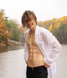June Hotties Gorgeous Twink Porn 60b6af28ba737.jpg