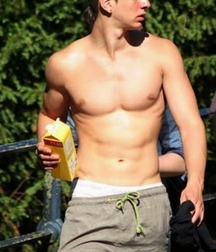 Here comes Summer Gay Twink Porn 60b7e3e826bdb.jpg