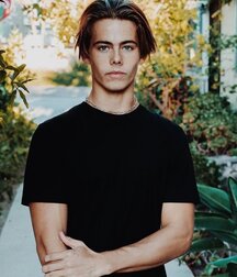 Male Models No Porn Gay Tube 60bcfa0712268.jpg