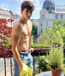 Friday Madness Gay Lad Porn 60c3ac1a3fd1b.jpg