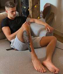 Tuesday Sizzlers Handsome Gay Twinks Porn 60d26adea80ee.jpg