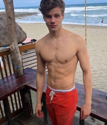 Thursday Hot Boys Gay Porn 60e730799755c.jpg