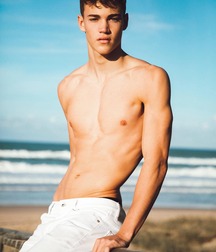 Tuesday Beauties Gay Twink Porn 611c1f040f5ee.jpg