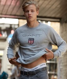 Tuesday Hotties Gorgeous Twinks Gay Porn 61253904ec655.jpg