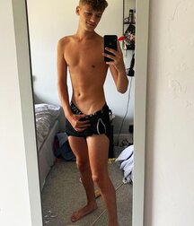 Fantastic Friday Feeling Gay Twink Porn 6129116720a5e.jpg