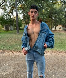 Wednesday Humpday Hotties - Gay Twink Porn 6139181fee23e.jpg