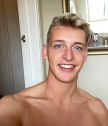 Thursday Tasty Delights Gay Twink Porn 613a7f75285c8.jpg