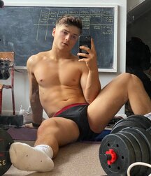 Happy Monday Gay Tube Porn 61646d4ea693a.jpg