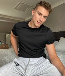 Gay Porn Hot Lads For Your Pleasure 61676ae426e4b.jpg